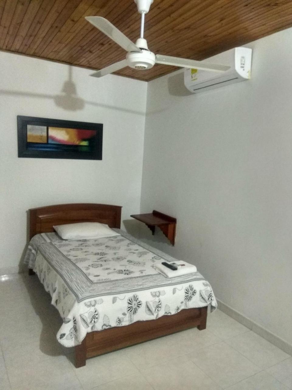 Casa Hotel Kerana Moon Puerto Boyaca エクステリア 写真
